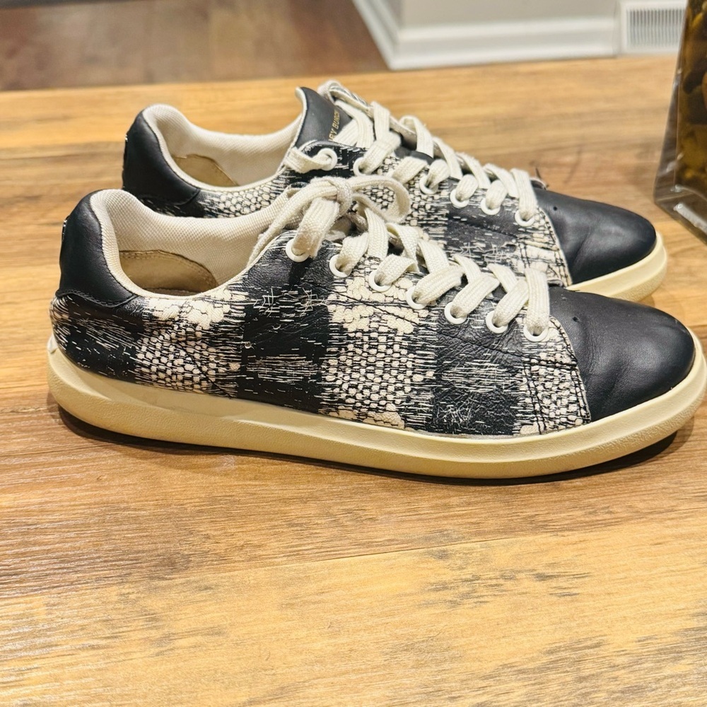 Tory  Burch Howell Court Printed Tumbled Leather Women's Size 7 M Black White